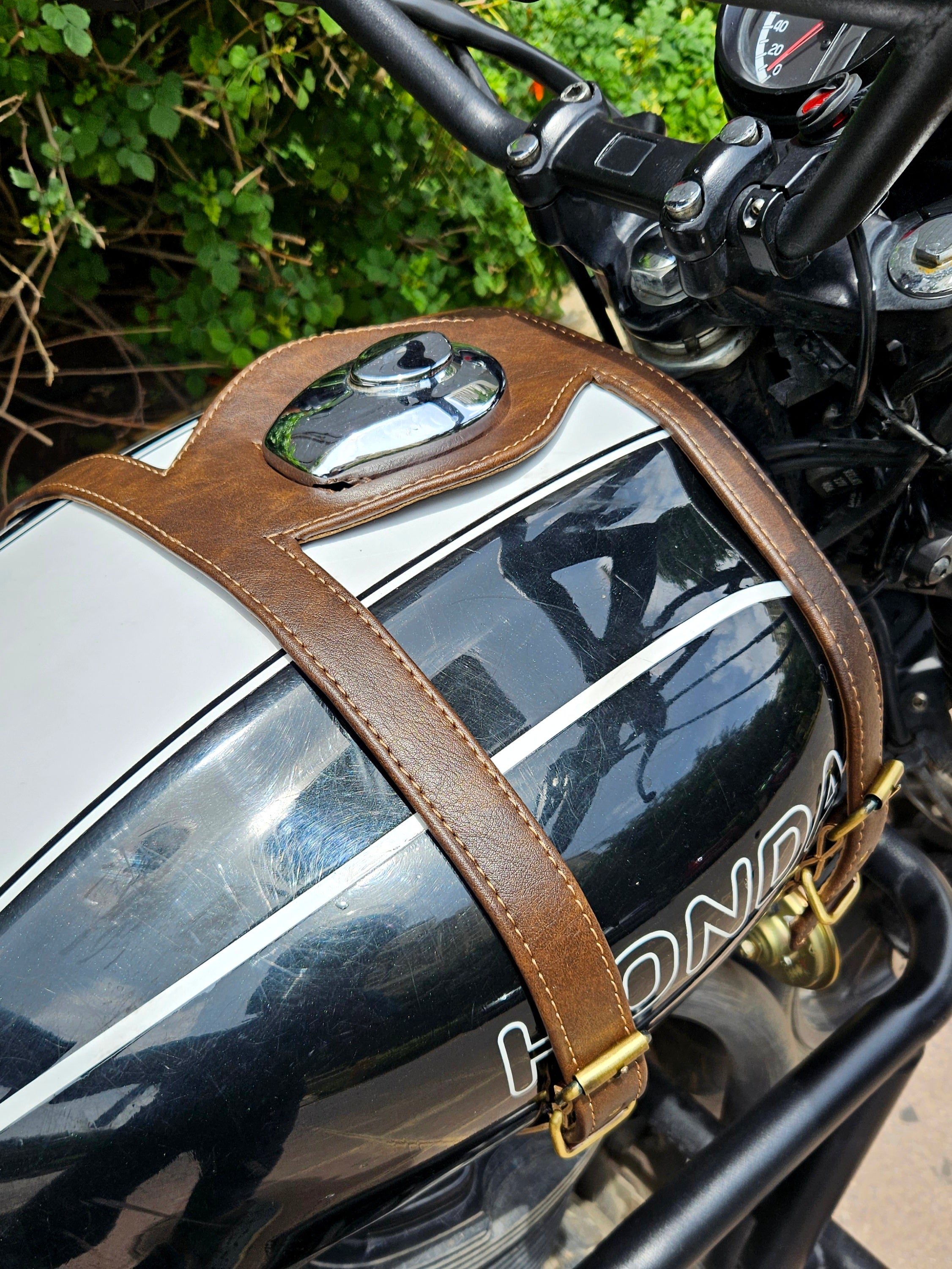 Premium Fuel tank strap for Honda CB350RS & Highness