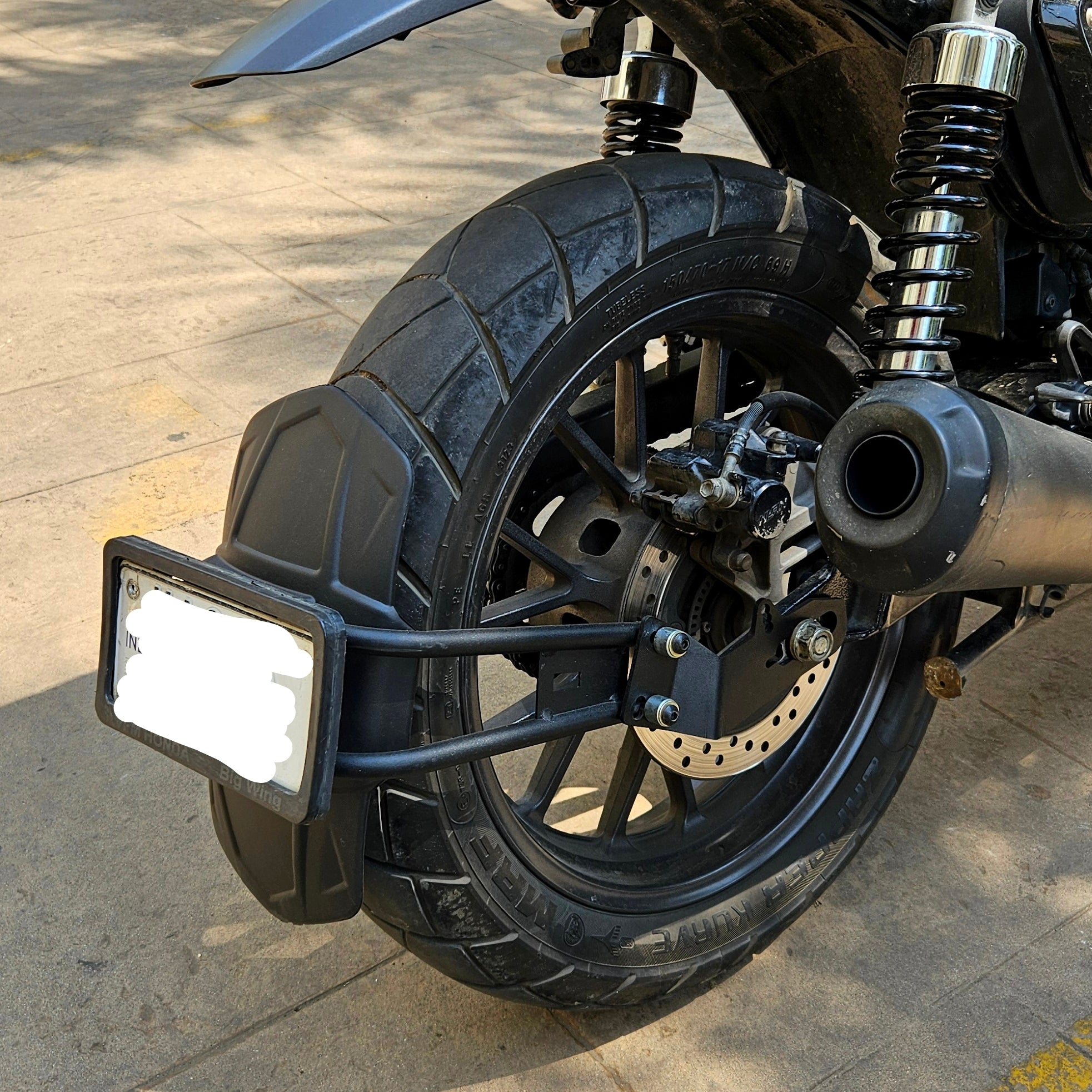 Rear tyre hugger - Universal