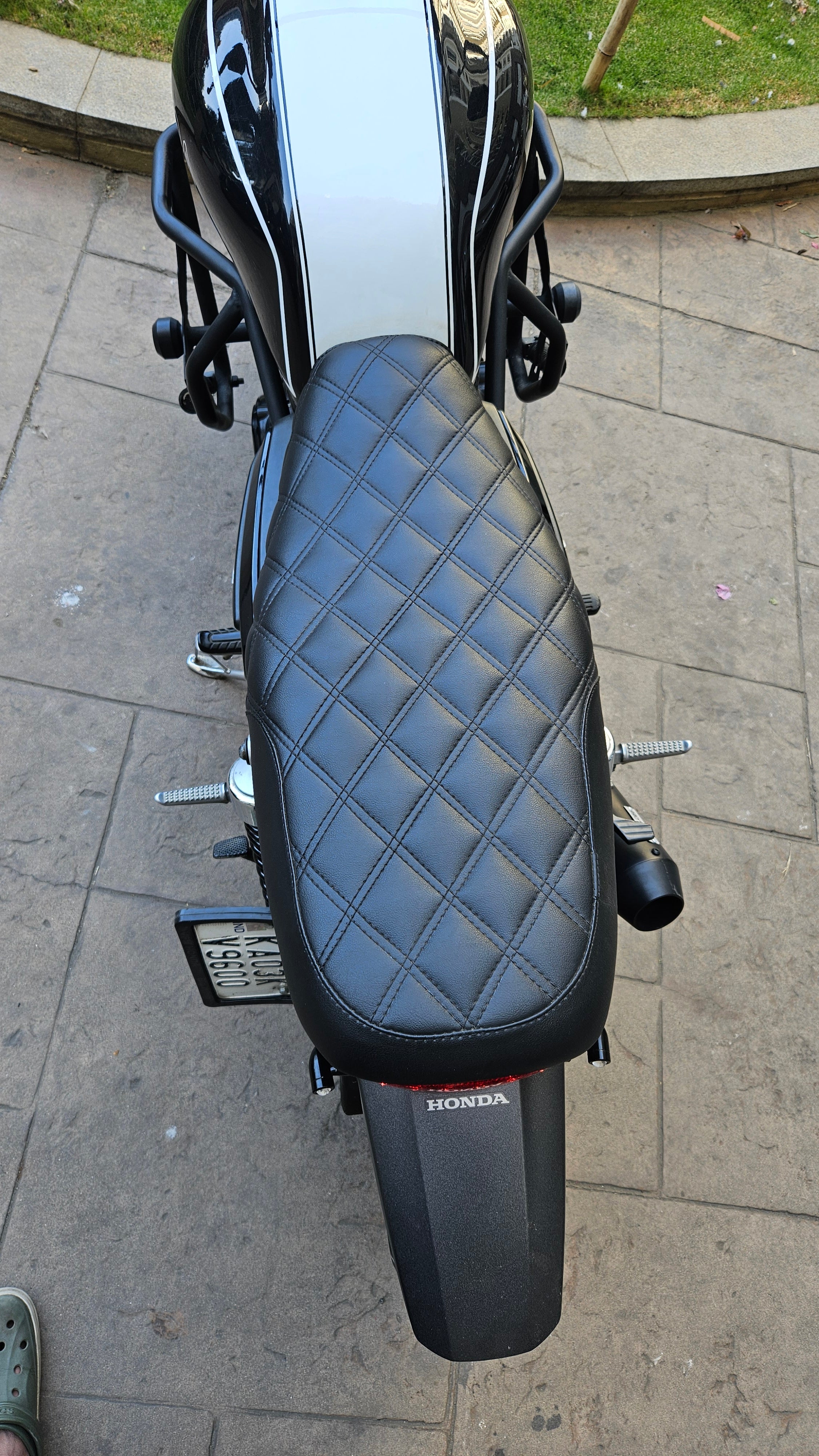 Brat seat for honda CB350RS