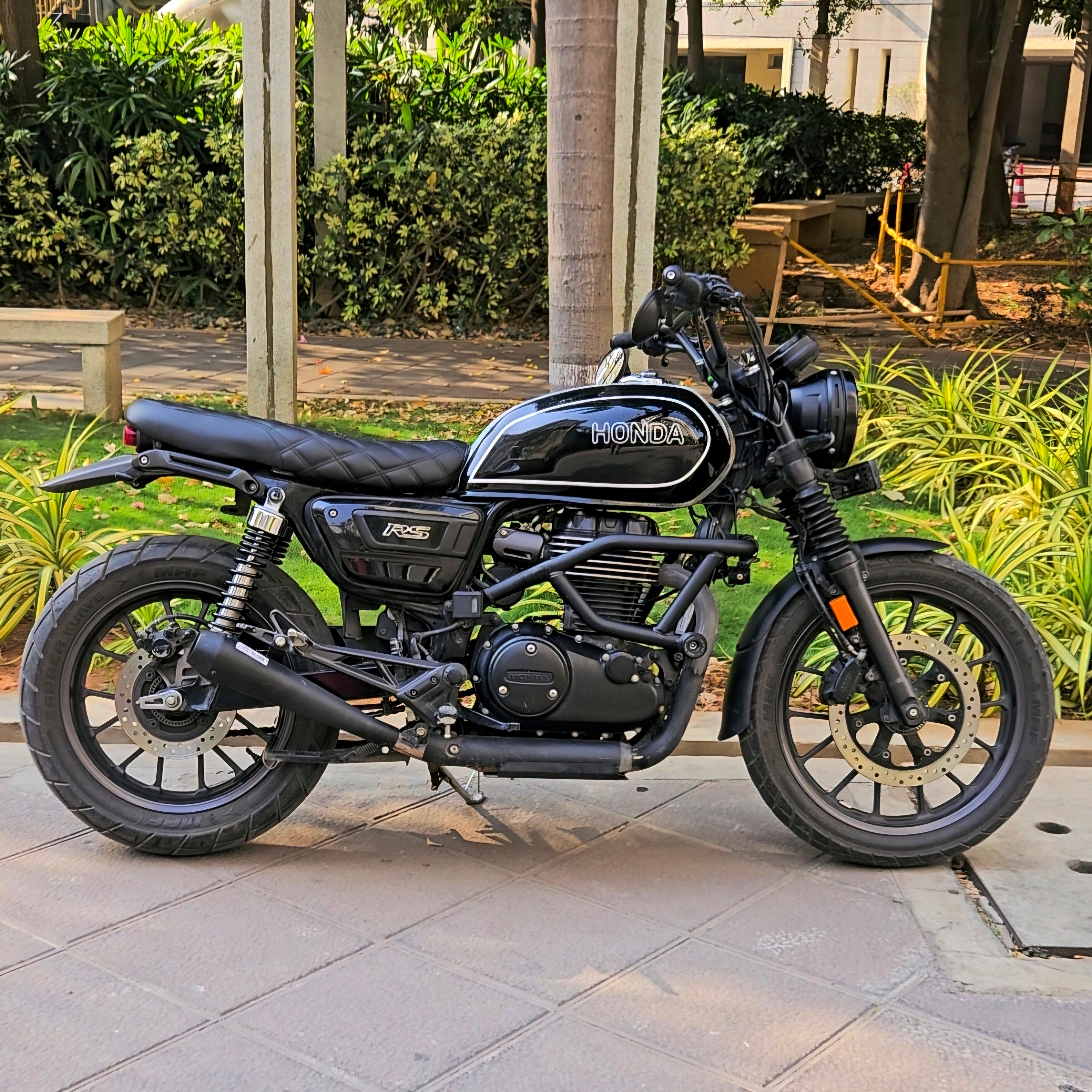 Crash guard and sliders for honda cb350rs and highness