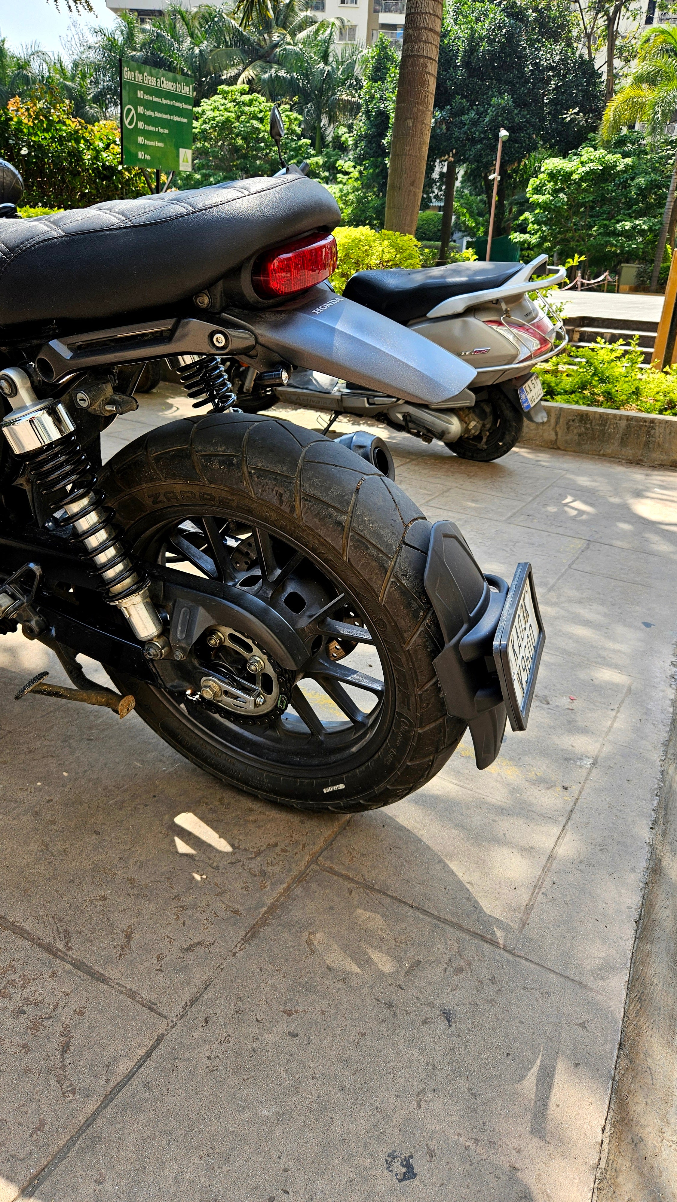 Rear tyre hugger - Universal